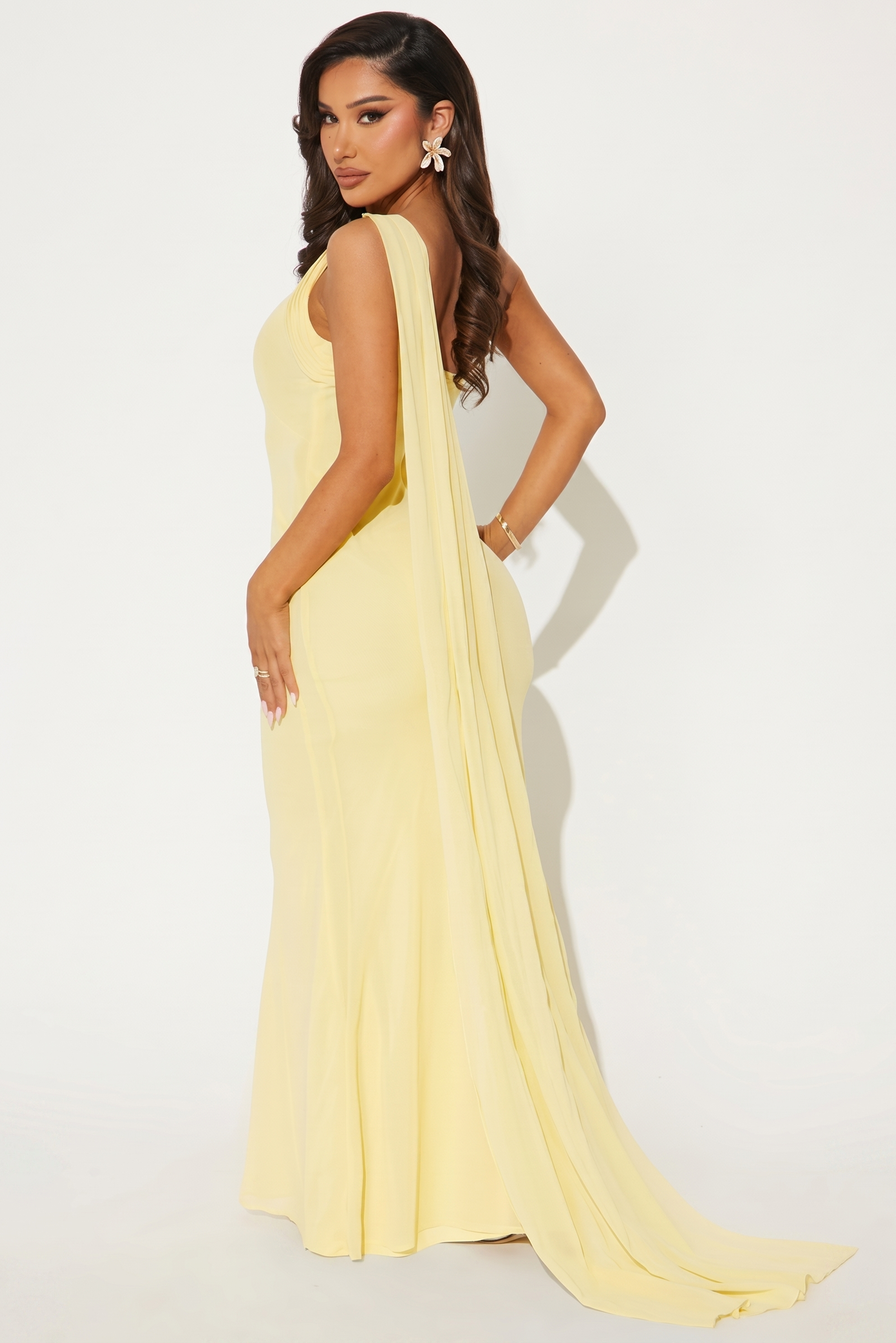 Vestido Largo de Un Hombro Amarillo Limón con Capa Drapeada