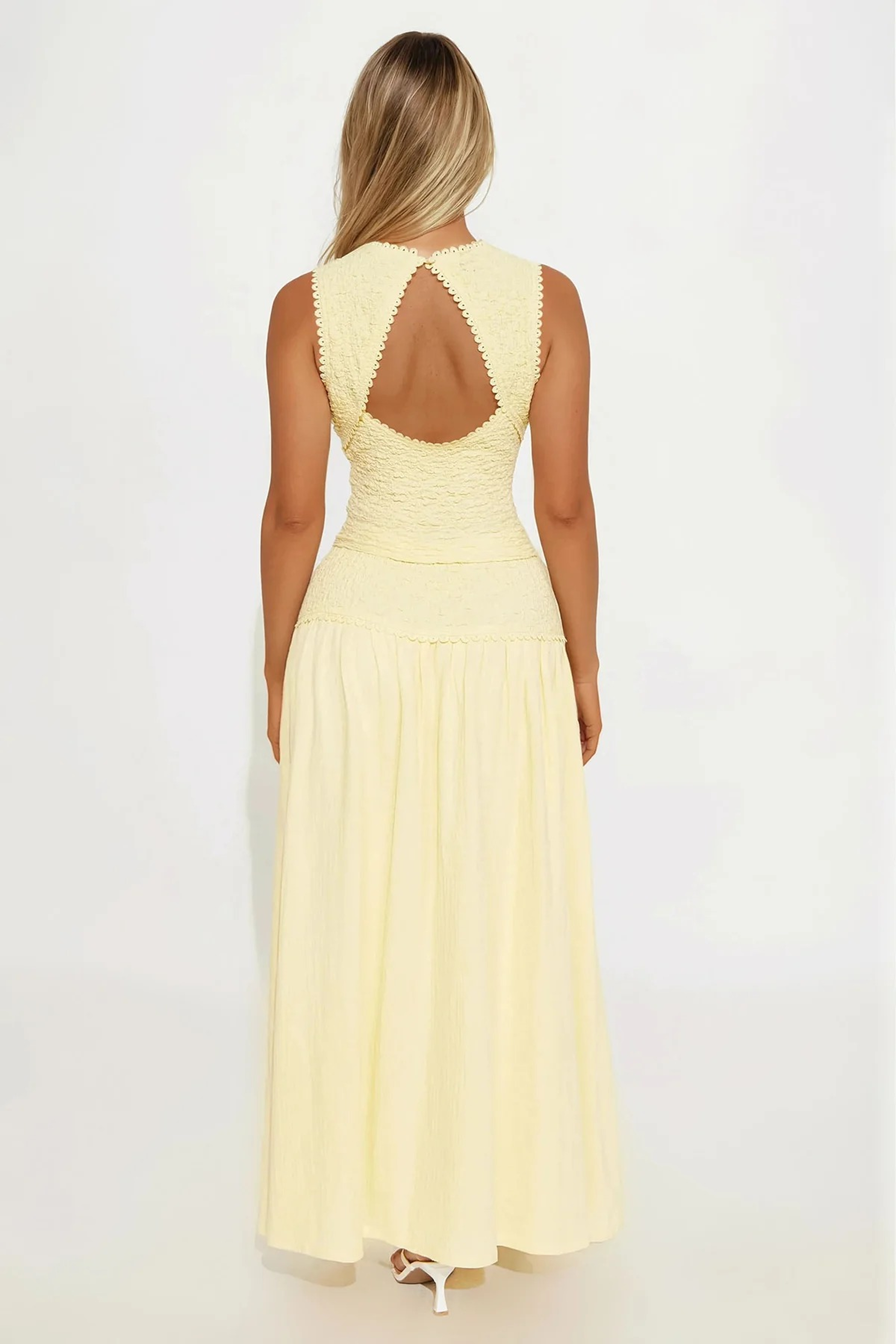 La Sicilia | Conjunto de Dos Piezas Amarillo Mantequilla con Falda Maxi